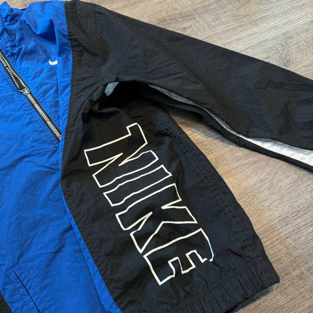 Vintage 90's NIKE Swoosh Nylon Windbreaker Jacket