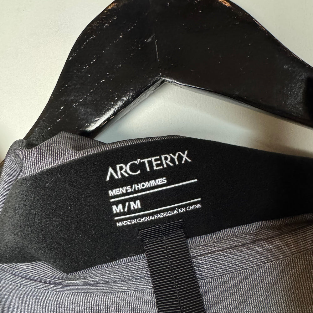 ARCTERYX Beta LT Hooded Rain Jacket