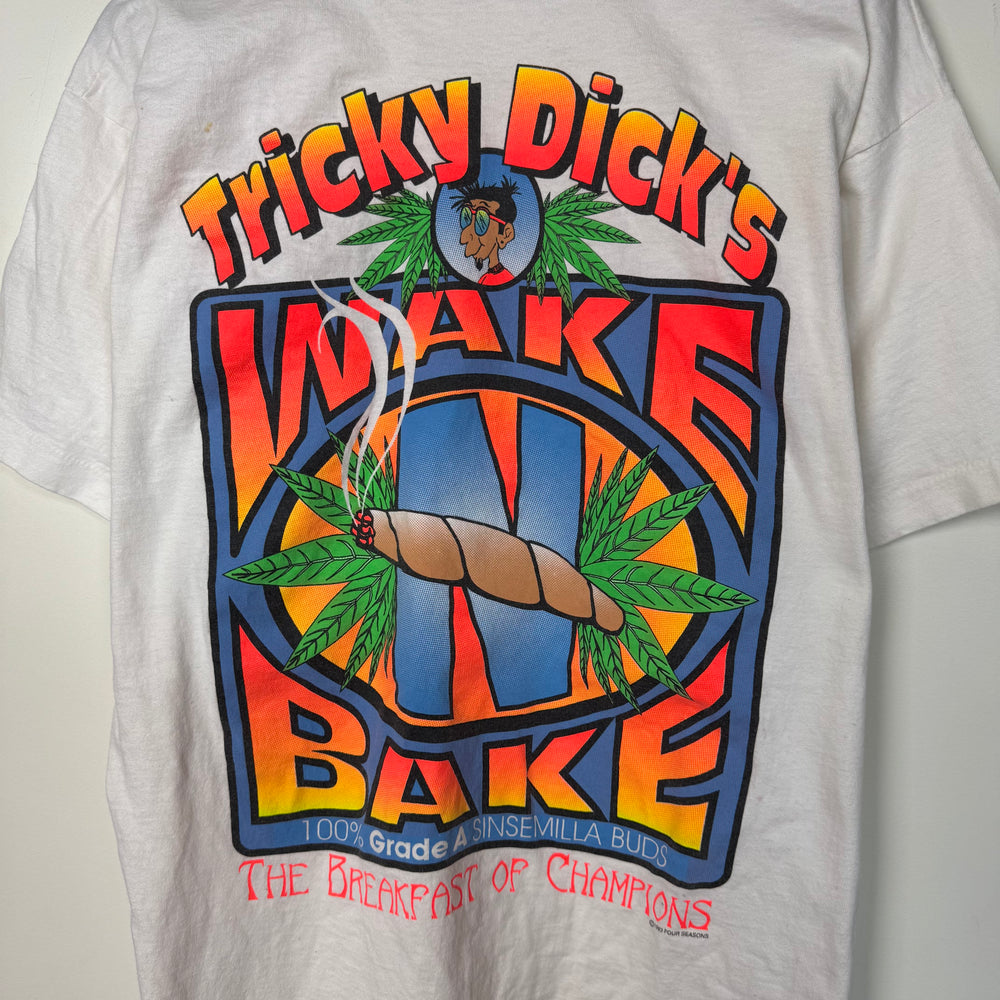 Vintage 90's Tricky Dick's WAKE N BAKE Eternal Buzz Tshirt