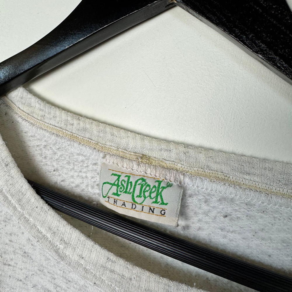 Vintage 90's WILDLIFE Animals Sweatshirt