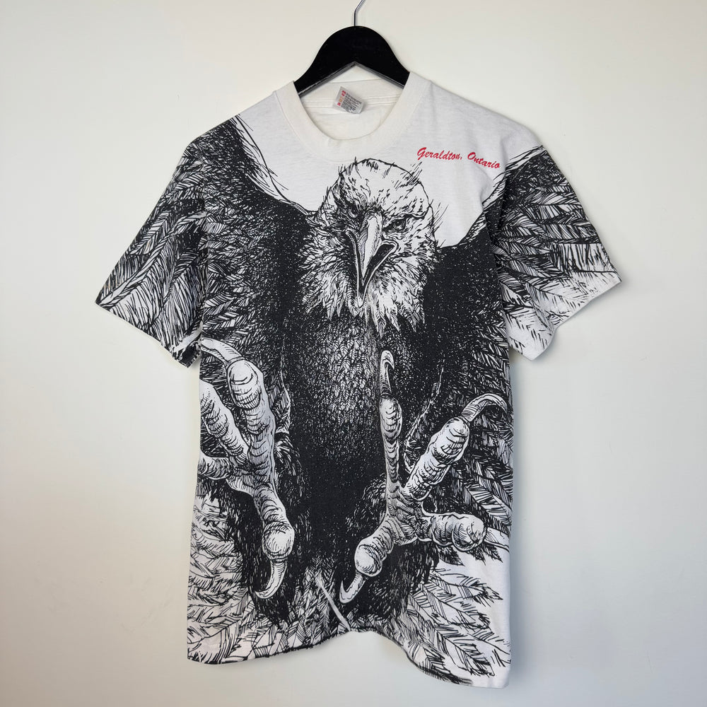 Vintage 90's EAGLE Wildlife All Over Print Tshirt