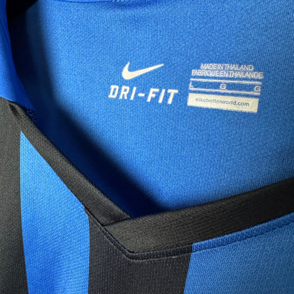 Vintage NIKE Milan Pirelli Soccer Jersey