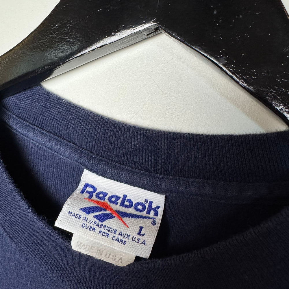 Vintage 90's REEBOK Jumbo Logo Tshirt