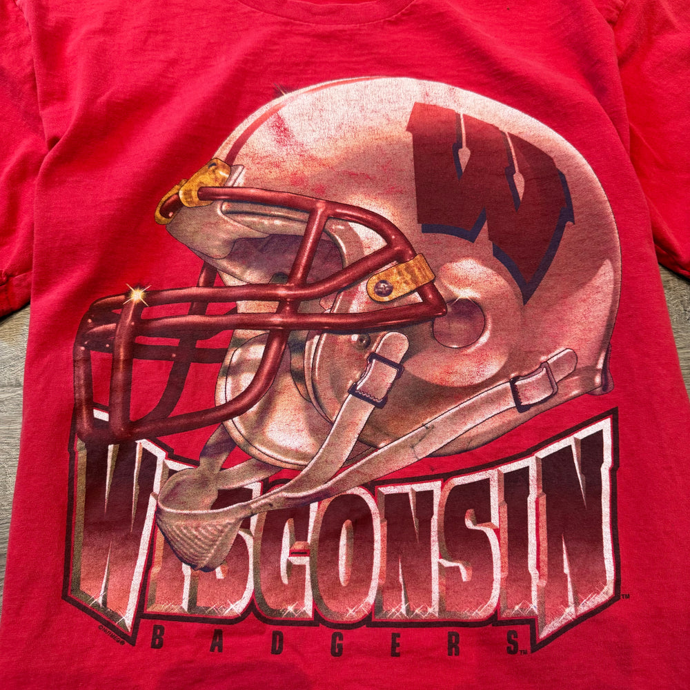 Vintage 90's University of WISCONSIN Varsity Tshirt