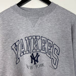 Vintage 2000 MLB New York YANKEES Puma Sweatshirt