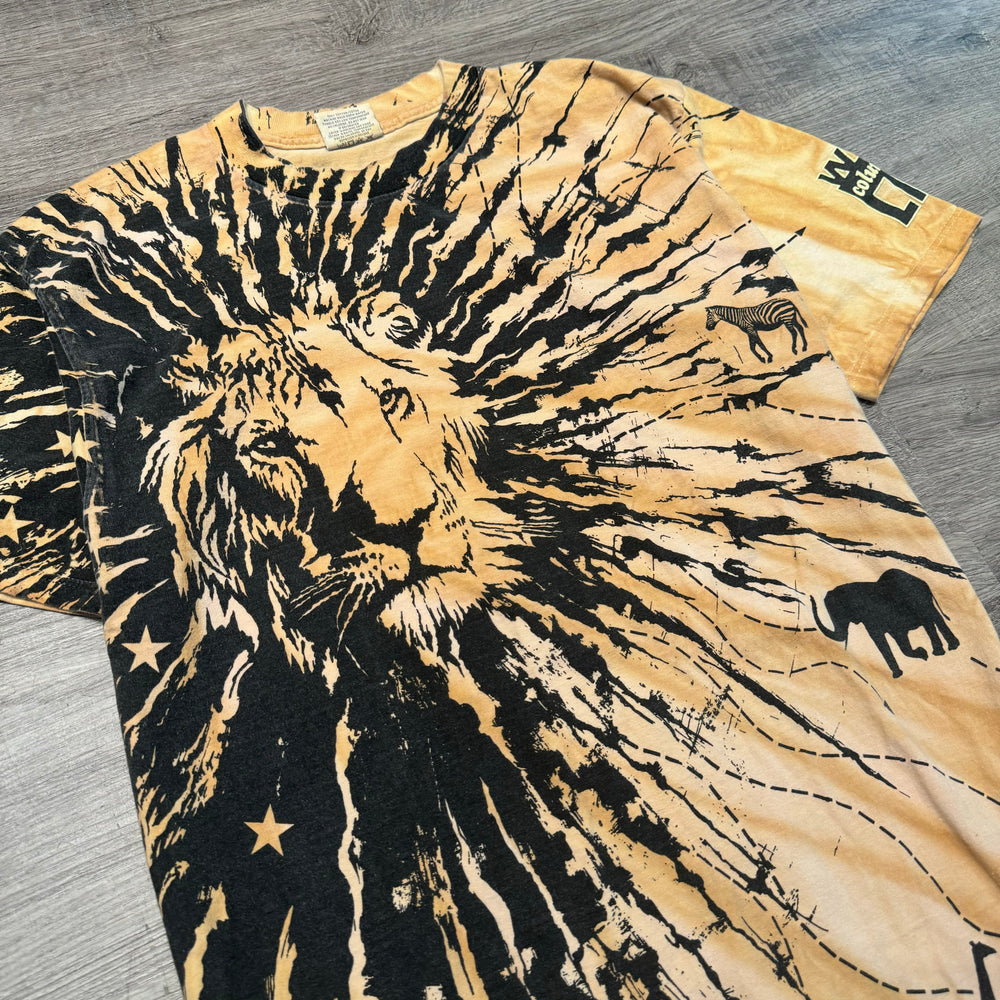 Vintage 90's WILDLIFE All Over Print Tshirt