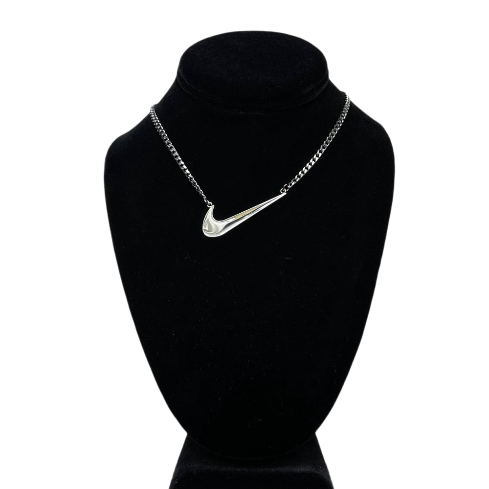 SWOOSH XL Pendant and Chain: Silver Finish