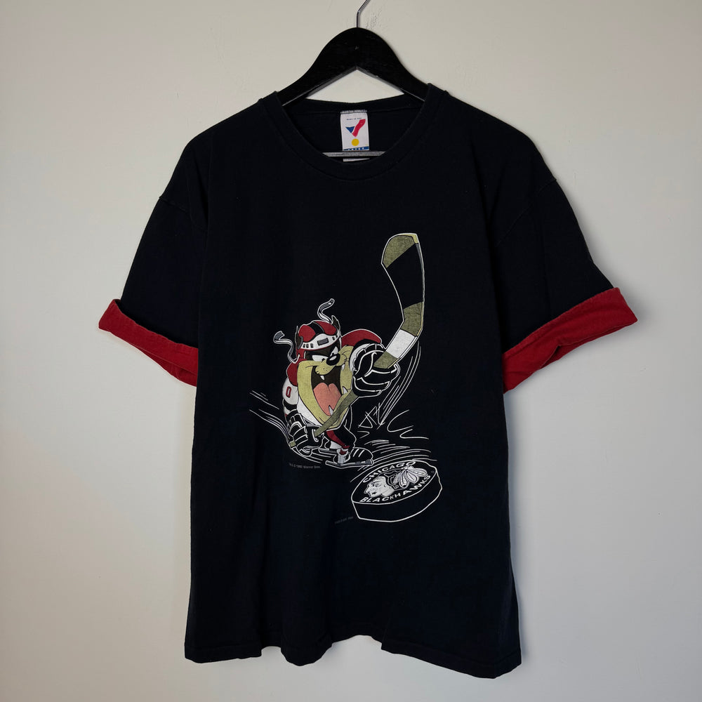 Vintage 90's NHL Looney Tunes TAZ Blackhawks Tshirt