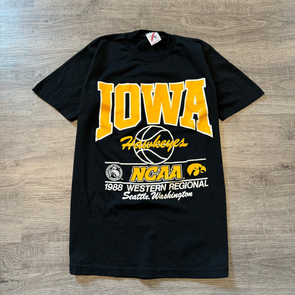 Vintage 1988 University of IOWA Hawkeyes Varsity Tshirt