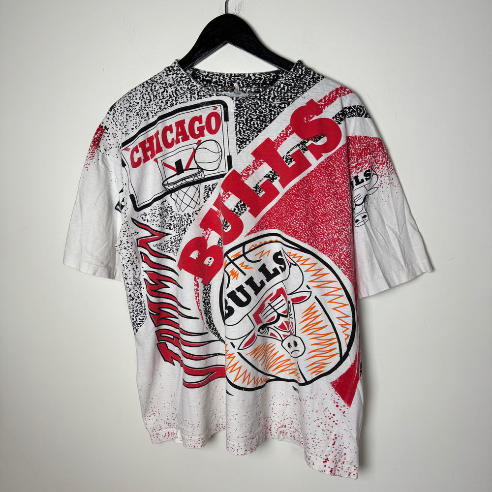 Vintage 90's NBA Chicago BULLS All Over Print Tshirt