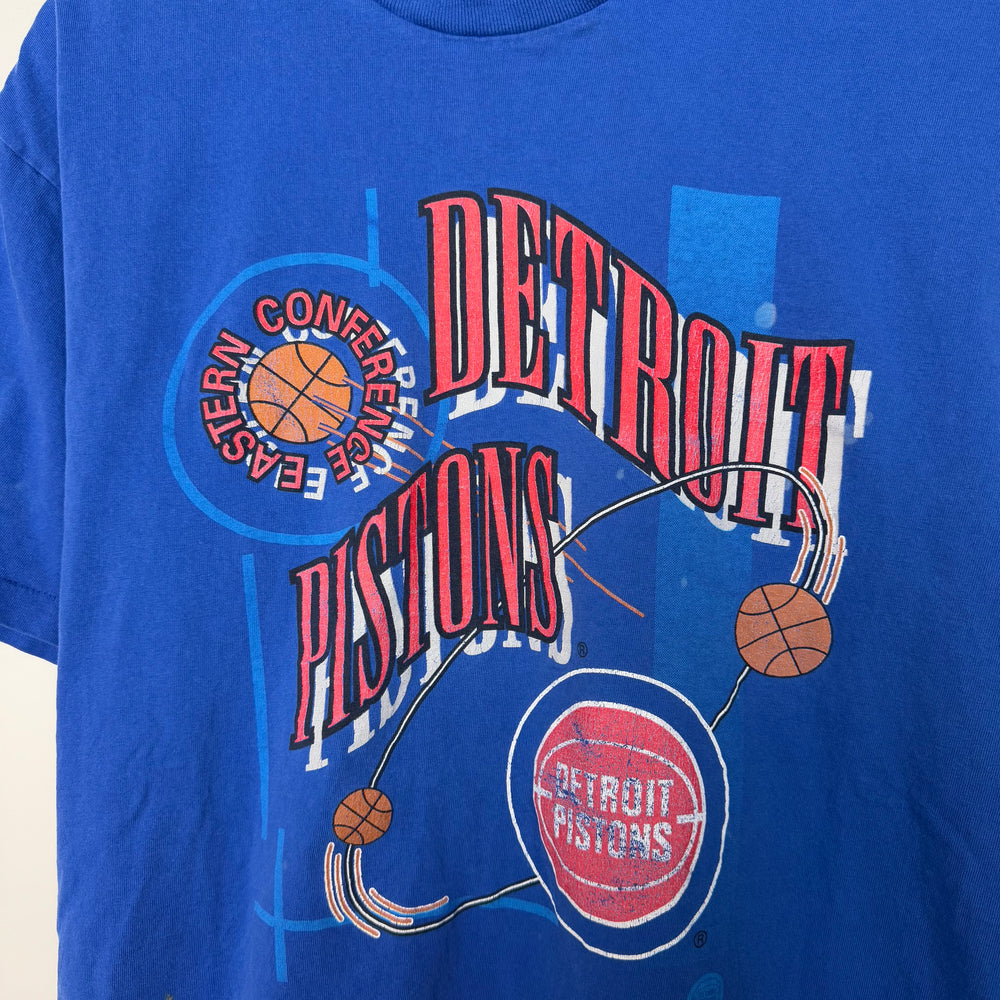 Vintage 90's NBA Detroit PISTONS Tshirt