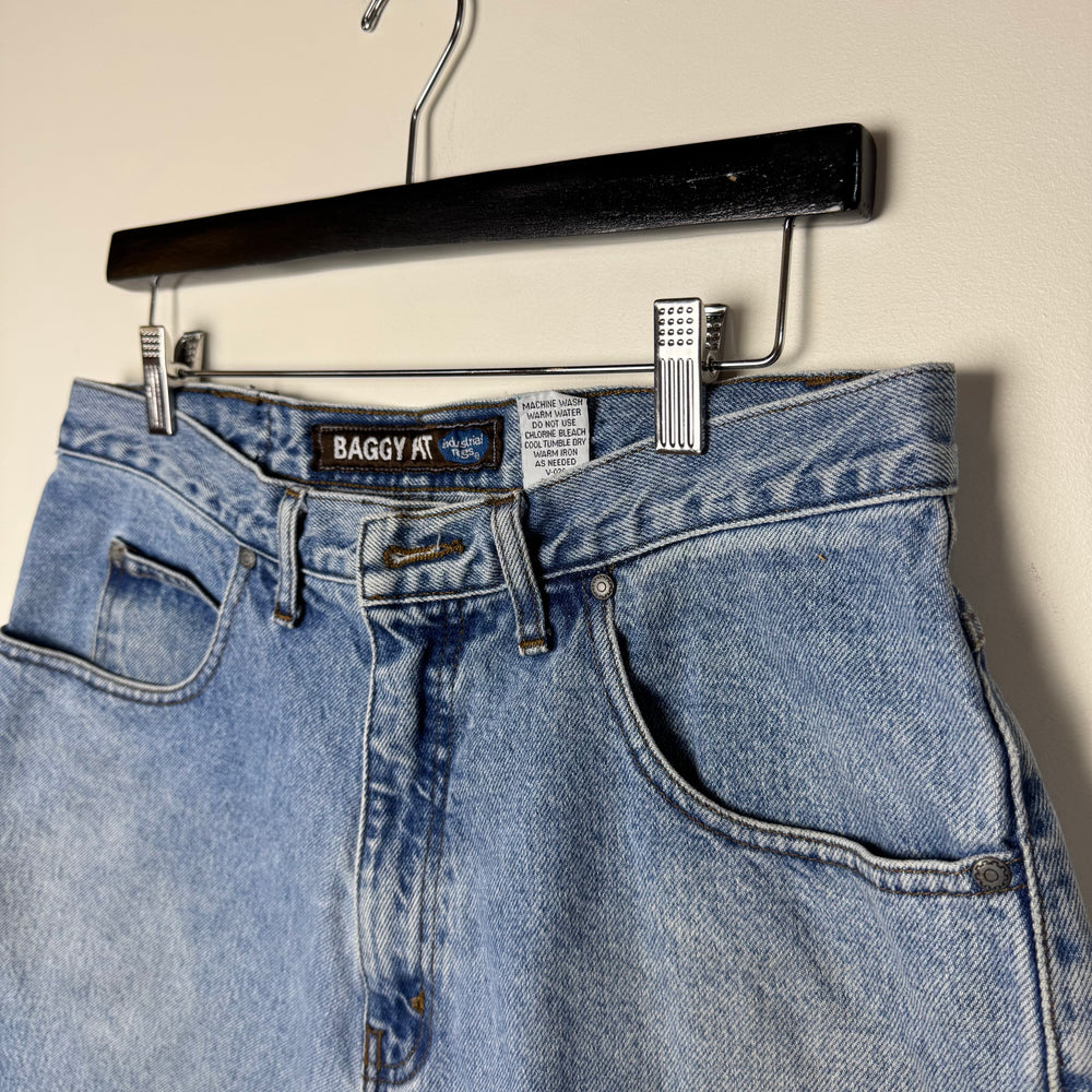 Vintage Light Wash Baggy Denim Shorts