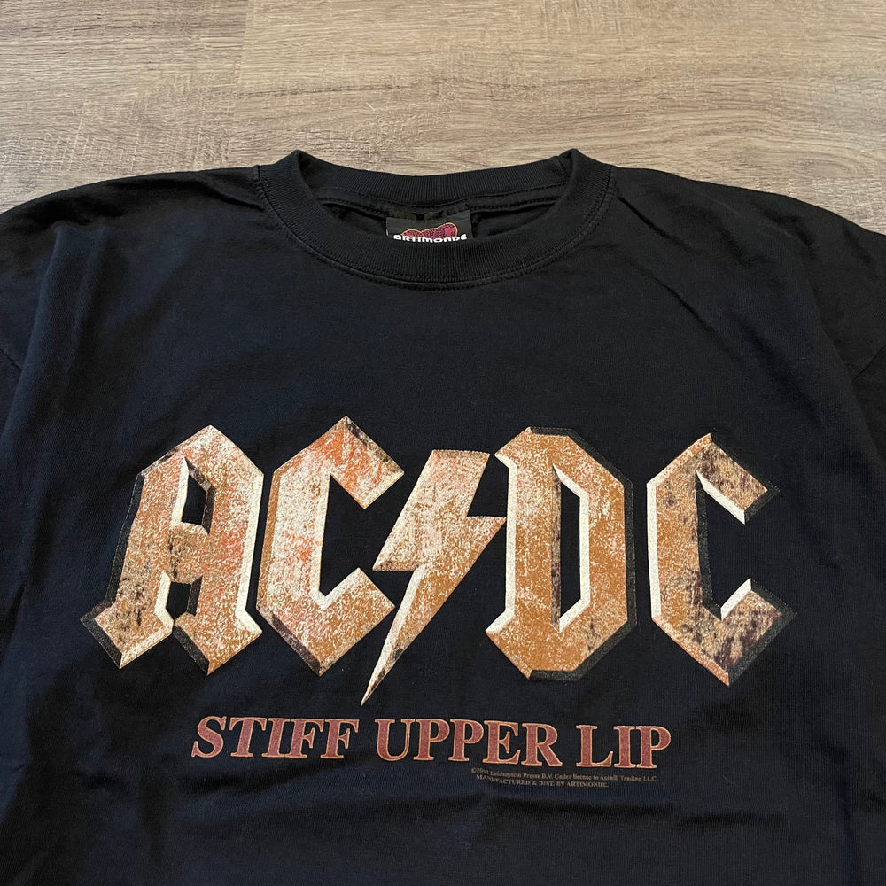 Vintage 2002 ACDC Stiff Upper Lip Band Tshirt