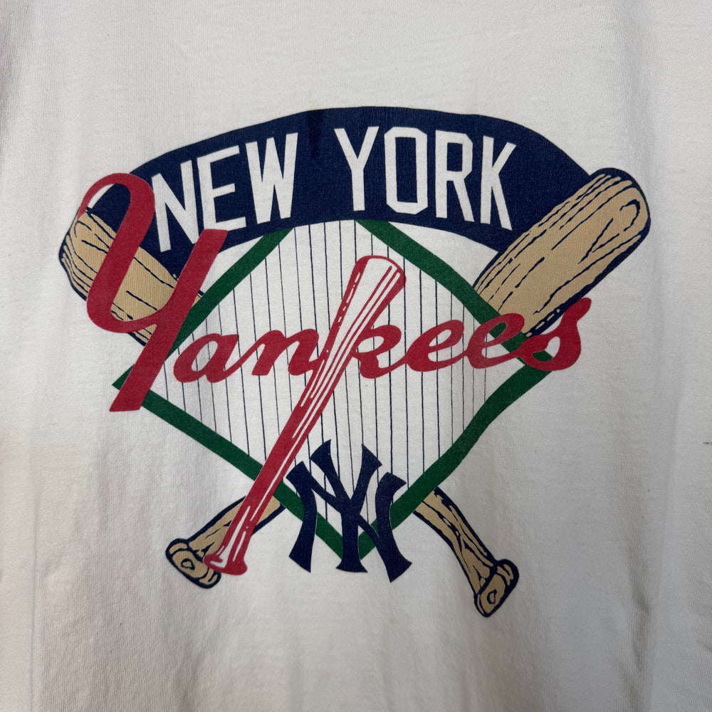 Vintage 90's MLB New York YANKEES Tshirt