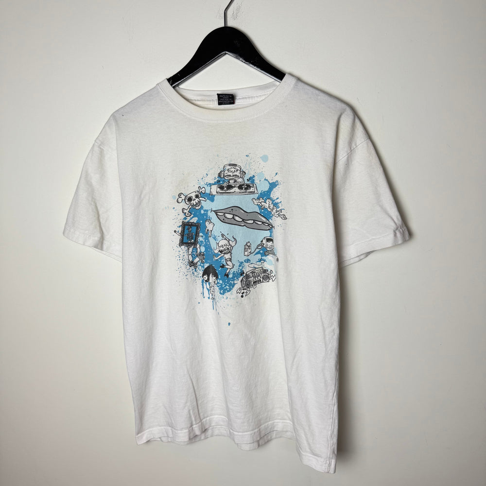 Vintage 2000's GET A LOAD OF MILK Tshirt