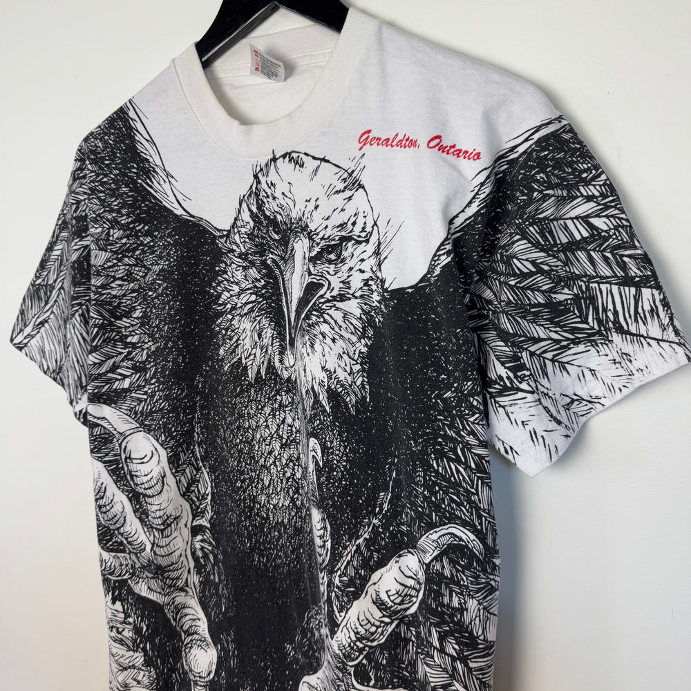 Vintage 90's EAGLE Wildlife All Over Print Tshirt