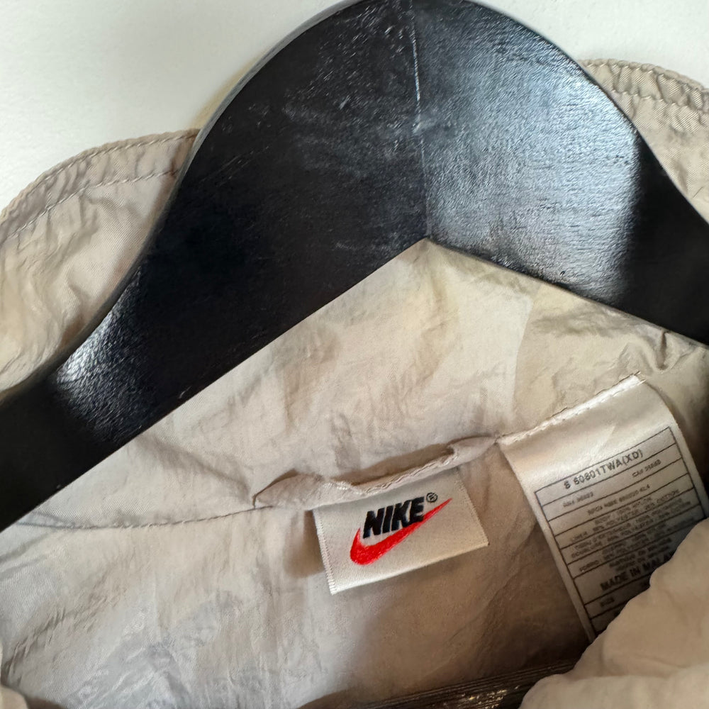 Vintage 90's NIKE Big Swoosh Nylon Windbreaker Jacket