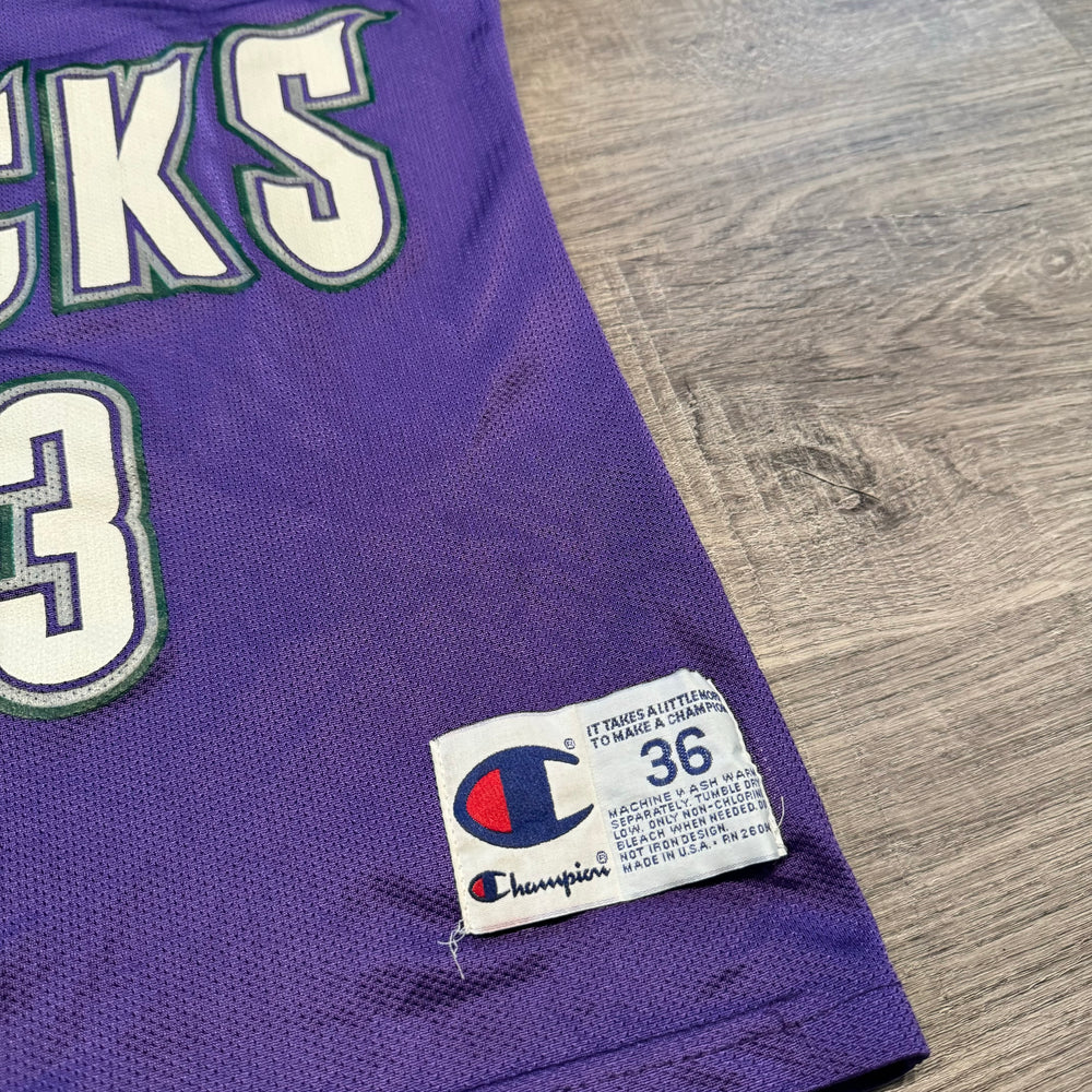 Vintage 90's NBA Milwaukee BUCKS Champion Basketball Jersey
