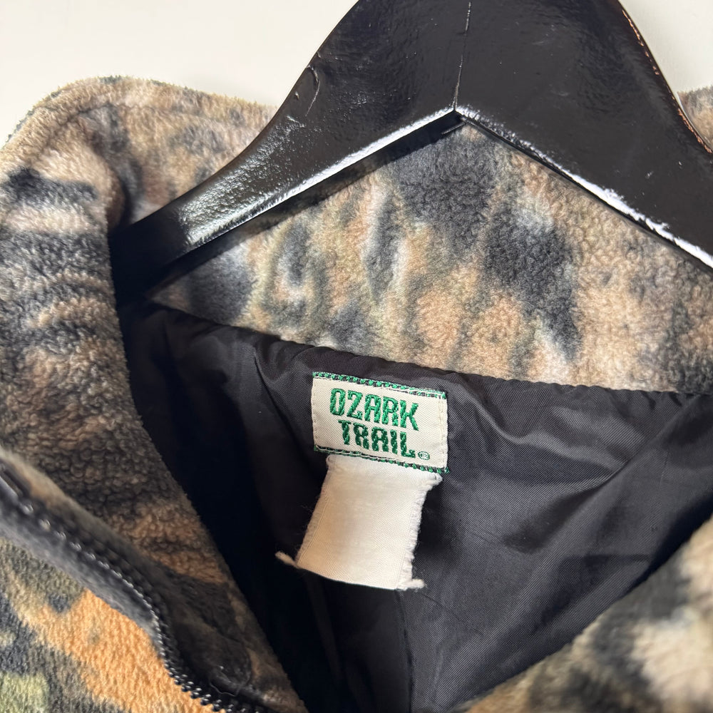 Vintage REAL TREE Camo Fleece 1/4 Zip Sweater