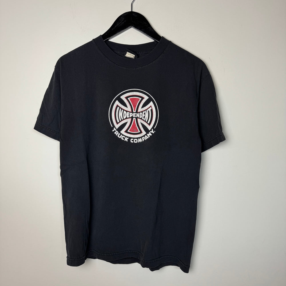 Vintage 2000's INDEPENDENT TRUCKS Skateboarding Tshirt