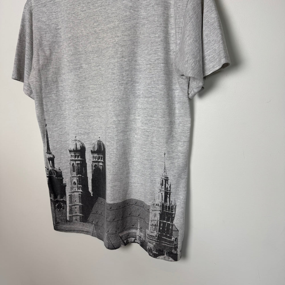 Vintage 90's MUNCHEN FC Bayern Munich Soccer Tshirt