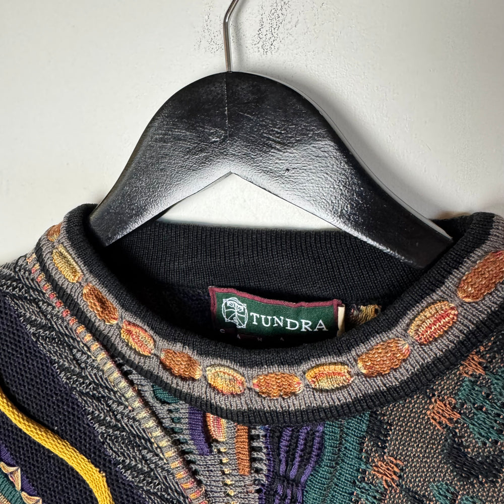 Vintage 90's TUNDRA Cable Knit 3D Sweater