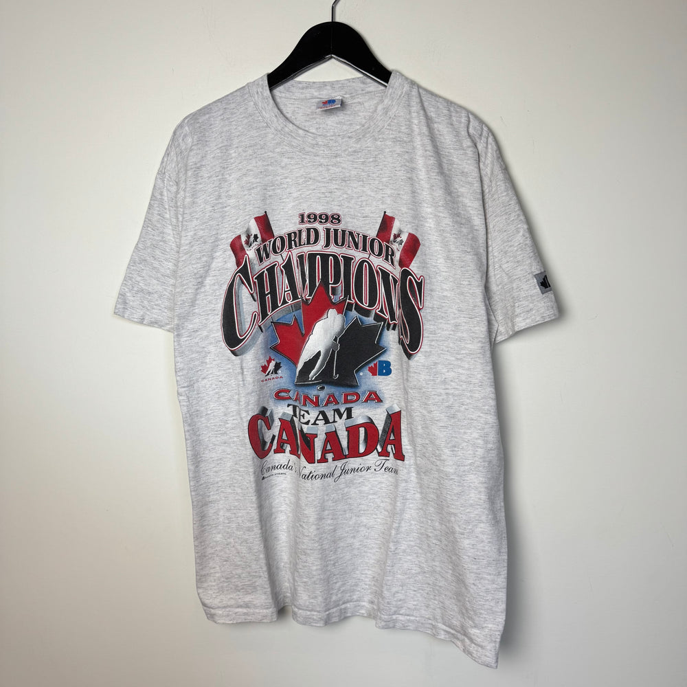 Vintage 1998 Team CANADA World Junior Hockey Tshirt