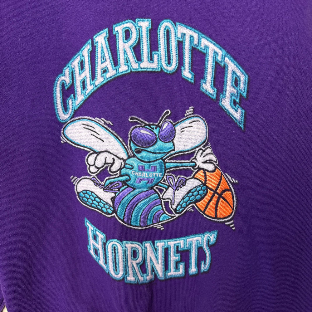 Vintage 90's NBA Charlotte HORNETS Sweatshirt