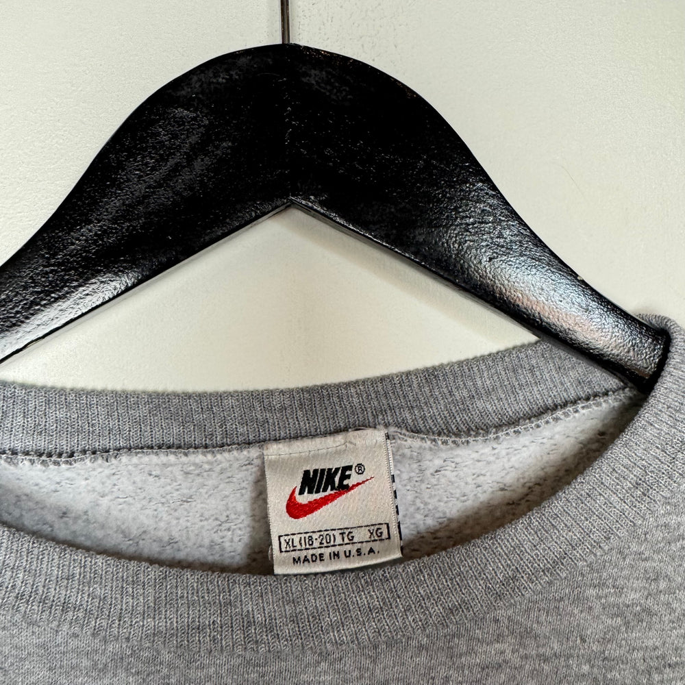 Vintage 90's NIKE Swoosh Crewneck Sweatshirt