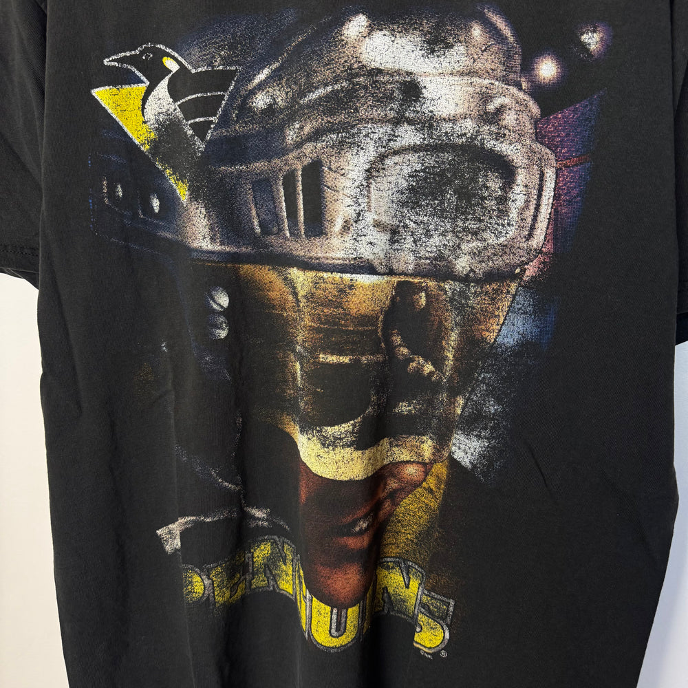 Vintage 90's NHL Pittsburgh PENGUINS Tshirt
