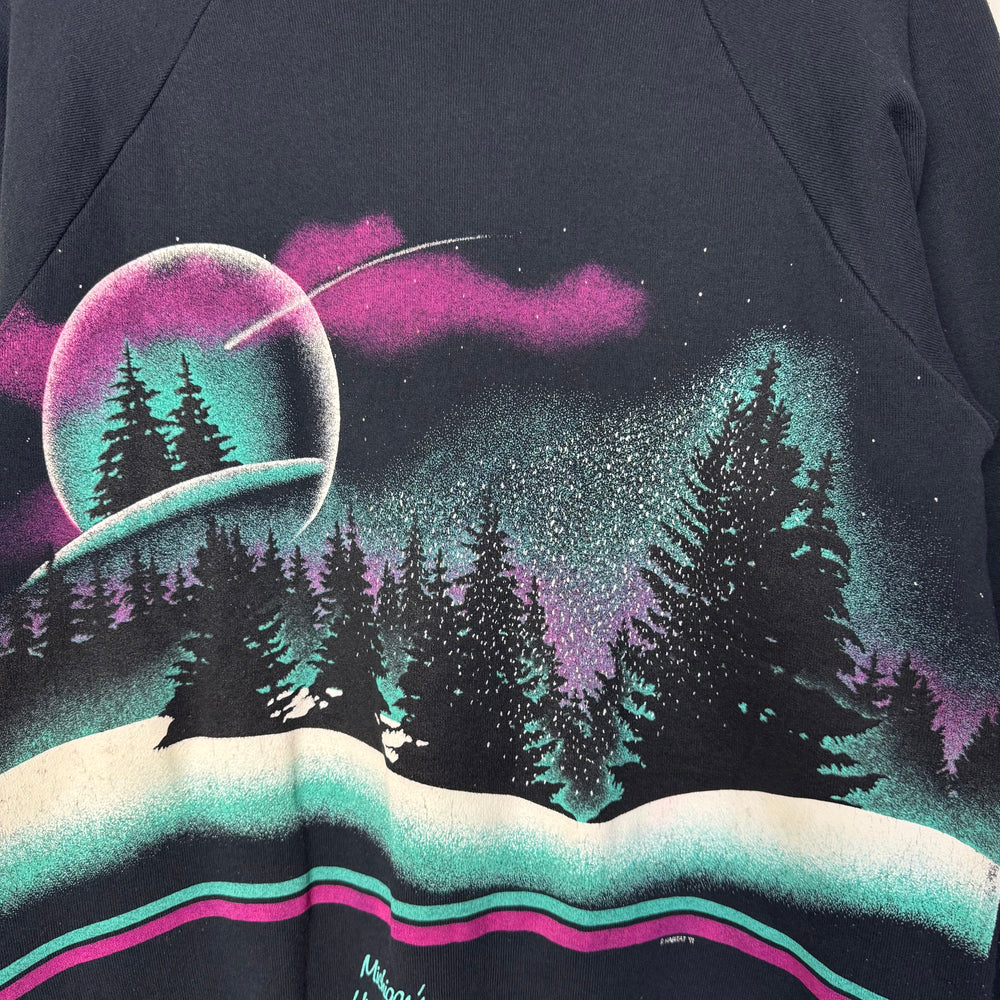Vintage 90's MICHIGAN Nature All Over Print Sweatshirt