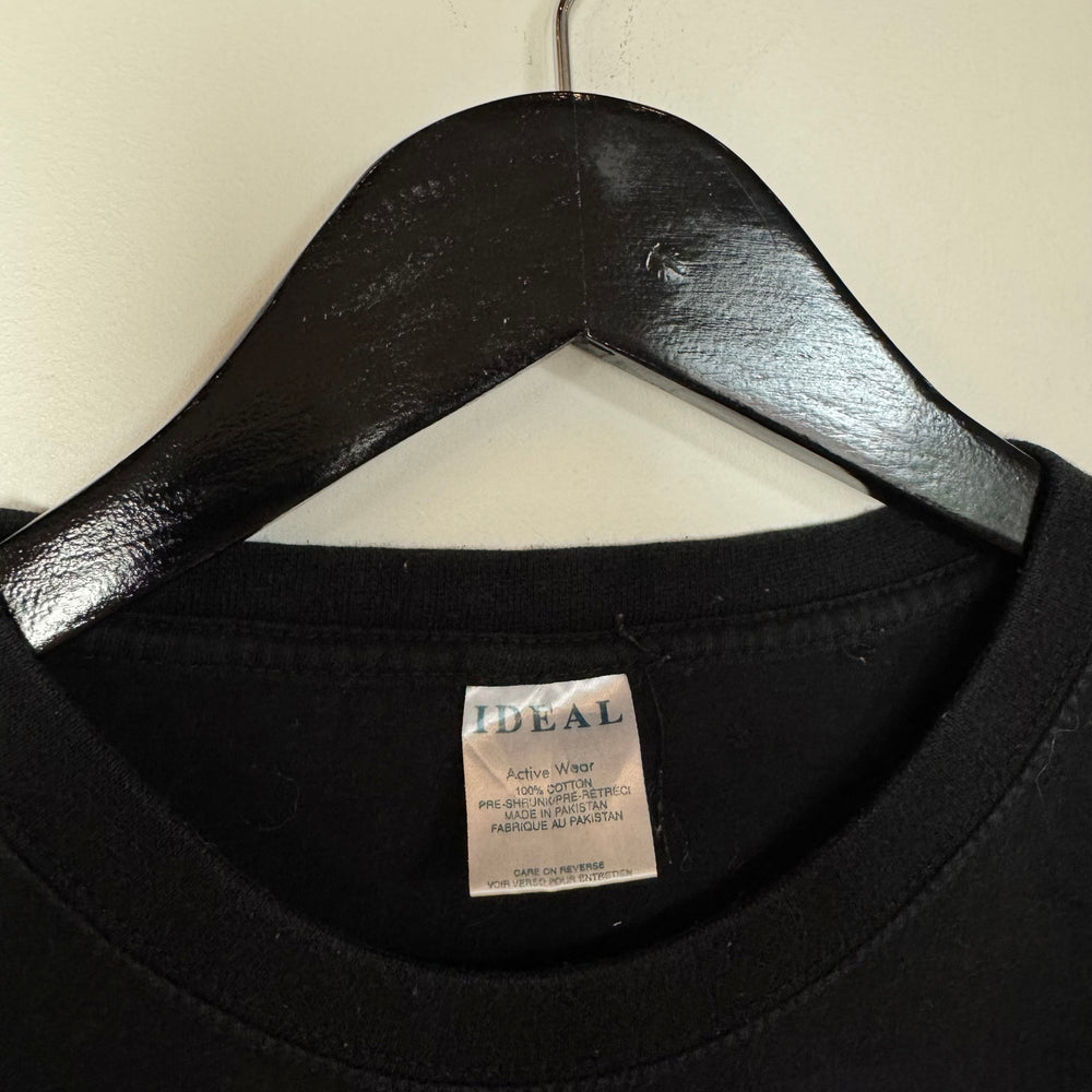 Vintage 2000's TAPOUT Tshirt