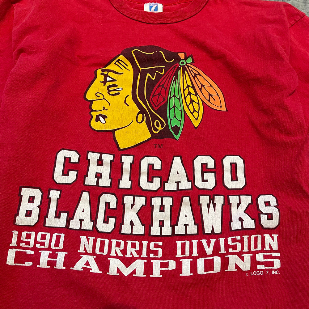 Vintage 90's NHL Chicago BLACKHAWKS Tshirt