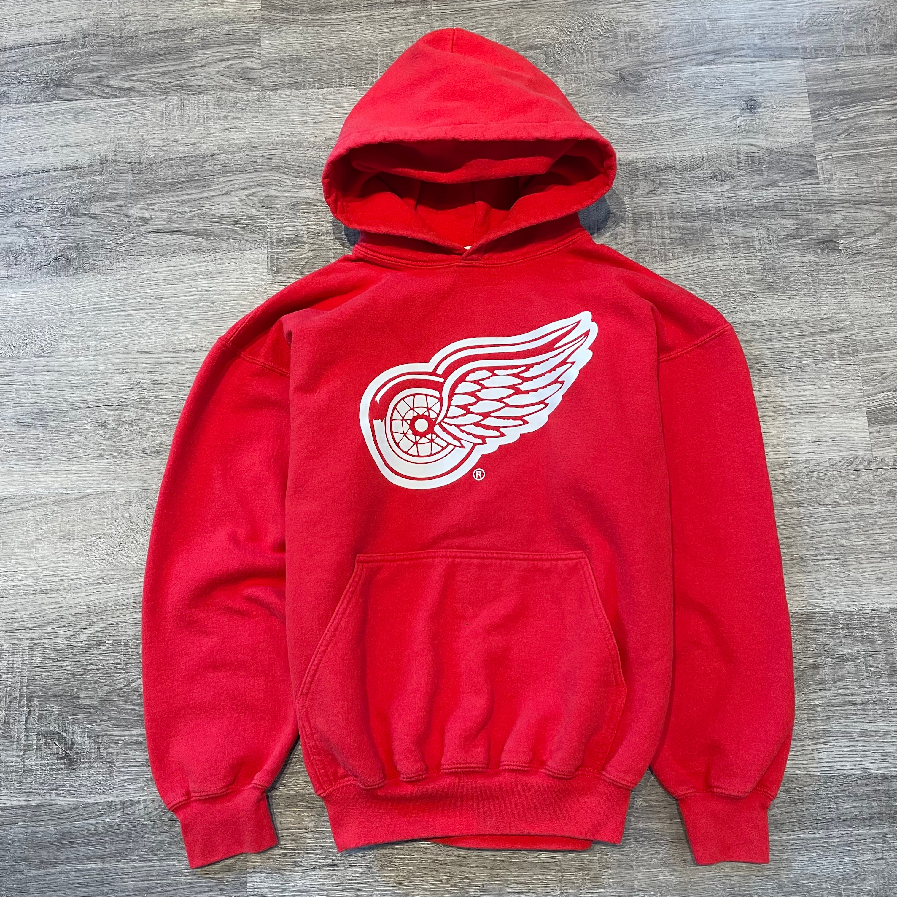 nlrdesigns Red Wings Sweatshirt, Detroit Red Wings Sweater, Hockey Sweatshirt, Vintage Sweatshirt, Hockey Fan Shirt, Detroit Hockey Shirt