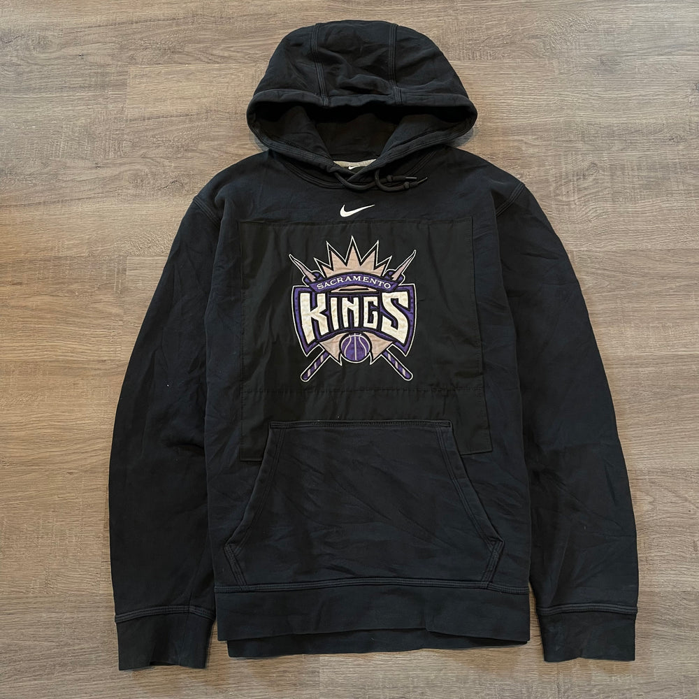 NIKE Middle Swoosh NBA Sacramento Kings REWORK Hoodie Sweatshirt