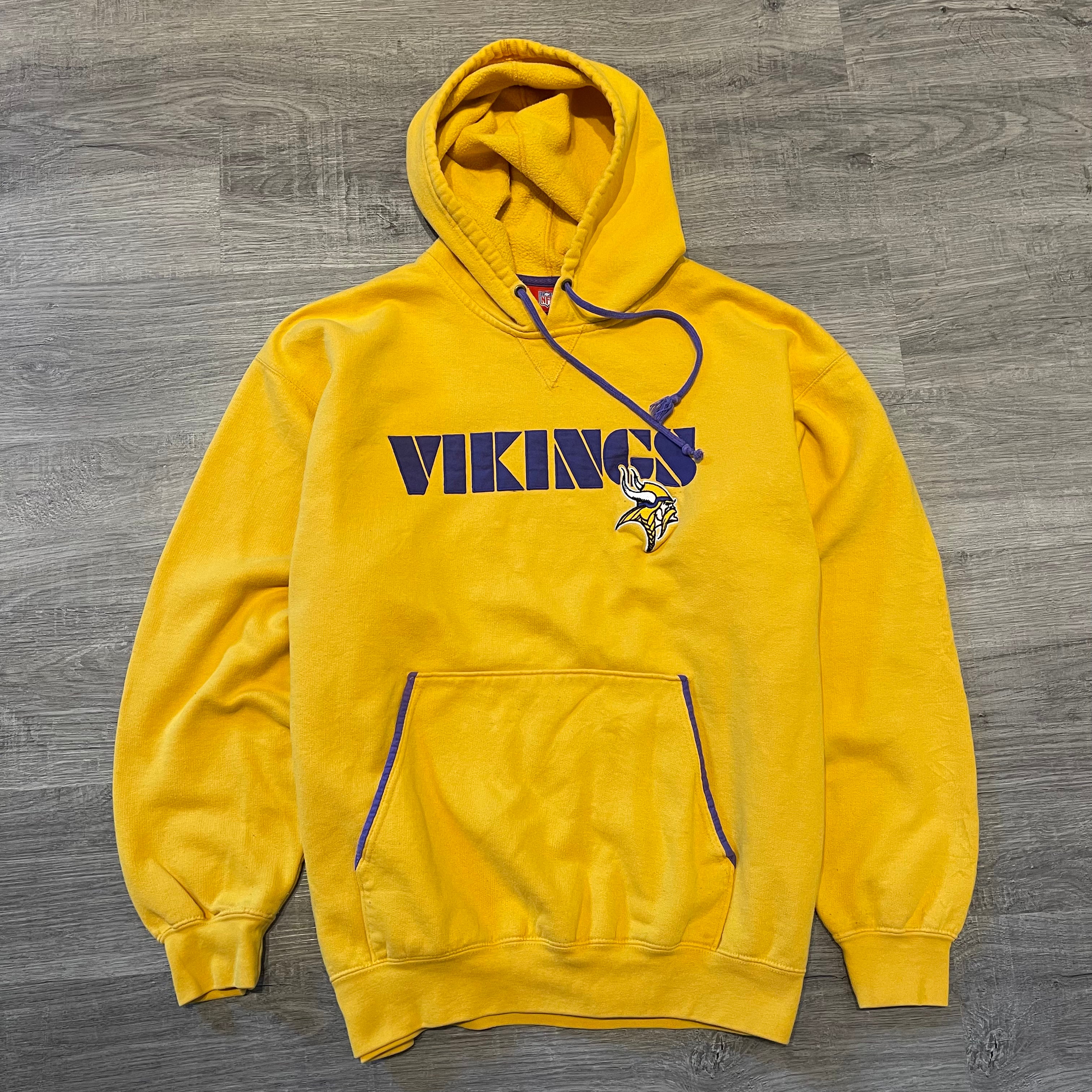 Vintage Minnesota Vikings hoodie, purple NFL embroidered sweatshirt - Large