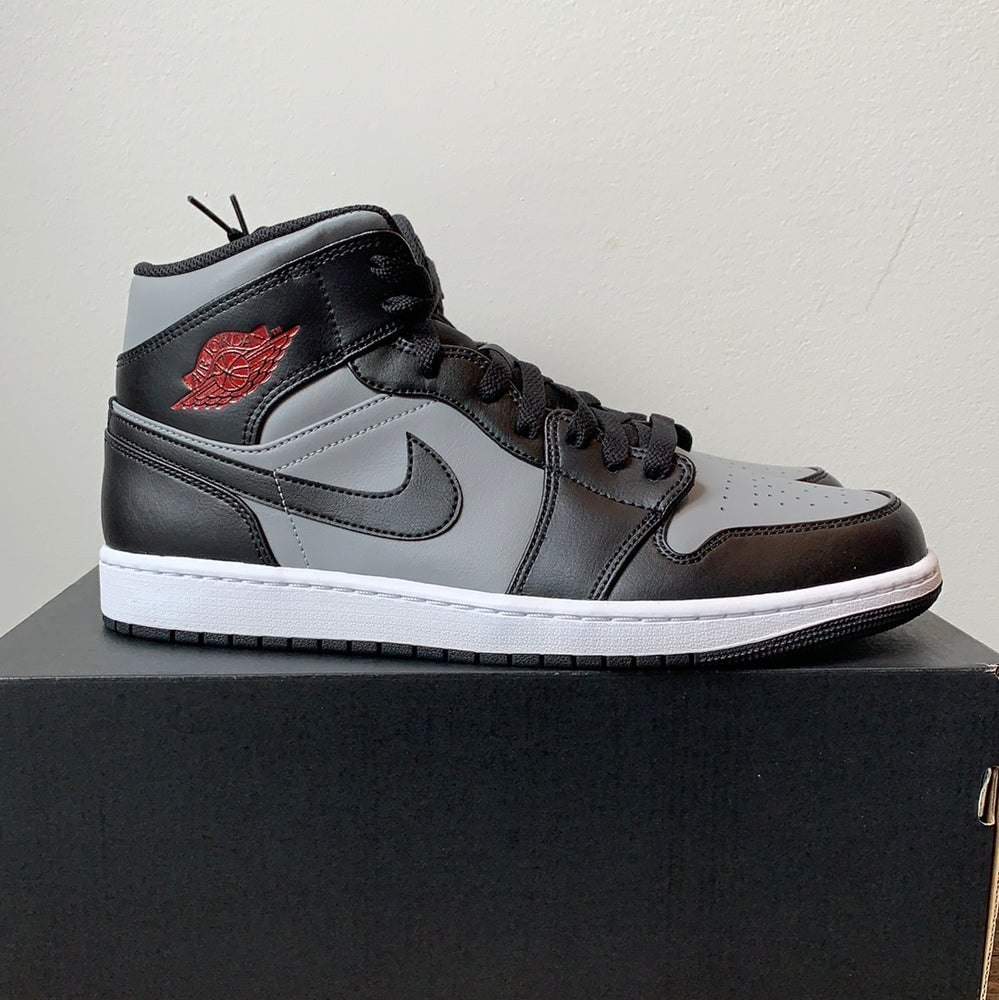 Jordan 1 Mid Shadow Size 11 W/Box