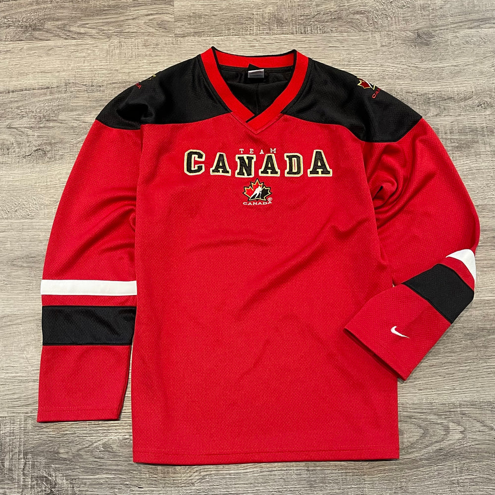 Vintage NIKE Team Canada Hockey Jersey