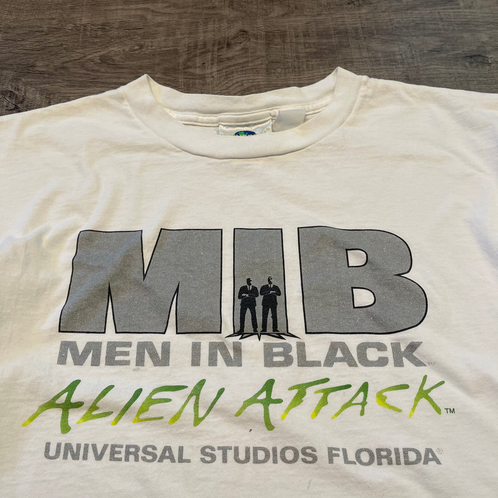 Vintage 2000 MEN IN BLACK Universal Studios Tshirt
