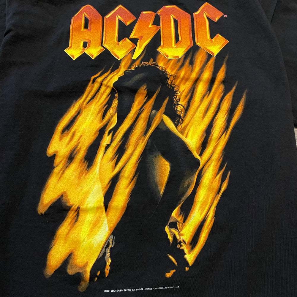 Vintage 2001 ACDC Bonfire Tour Band Tshirt